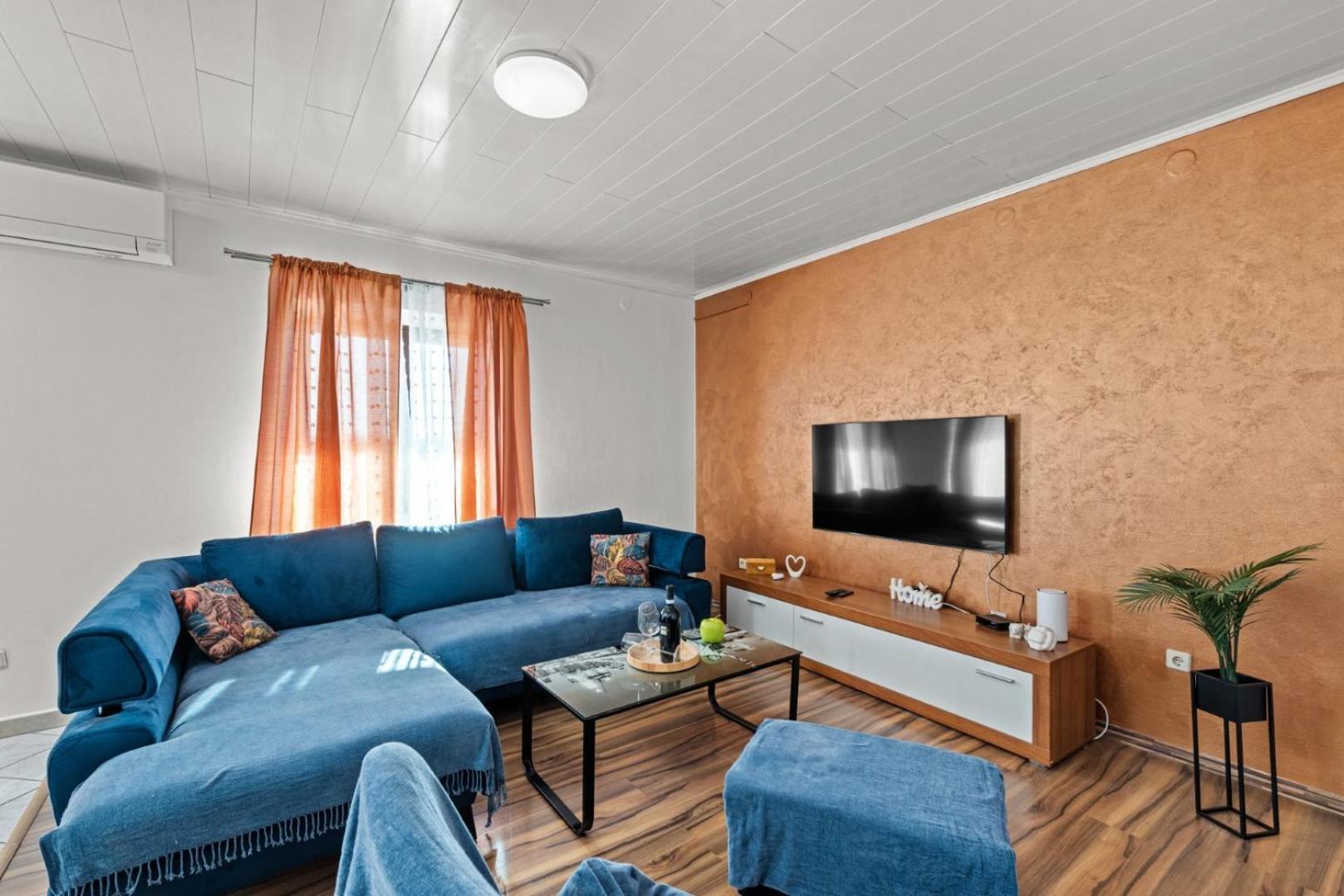 Sea View Apartments With Shared Pool Помер Екстериор снимка