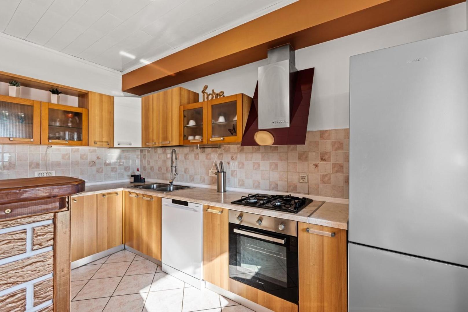 Sea View Apartments With Shared Pool Помер Екстериор снимка