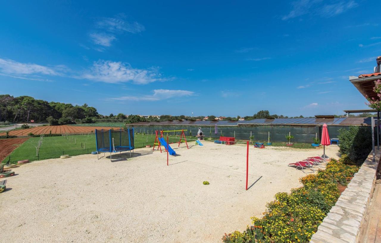Sea View Apartments With Shared Pool Помер Екстериор снимка